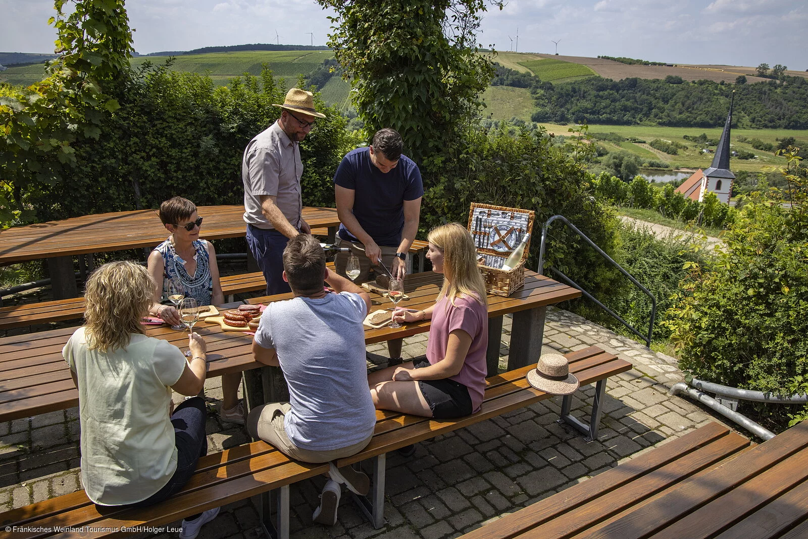 Brotzeit im Weinberg