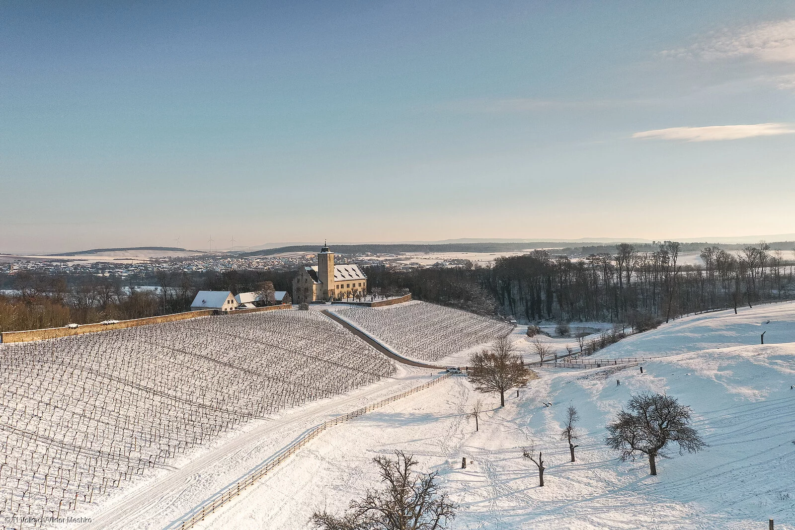 Hallburg im Winter